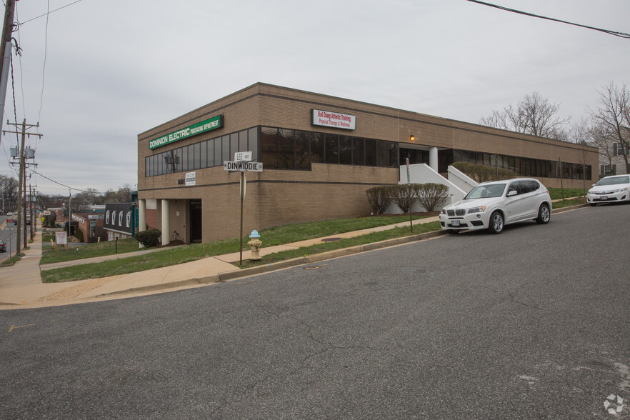 5001 Lee Hwy, Arlington, VA for sale - Primary Photo - Image 1 of 1