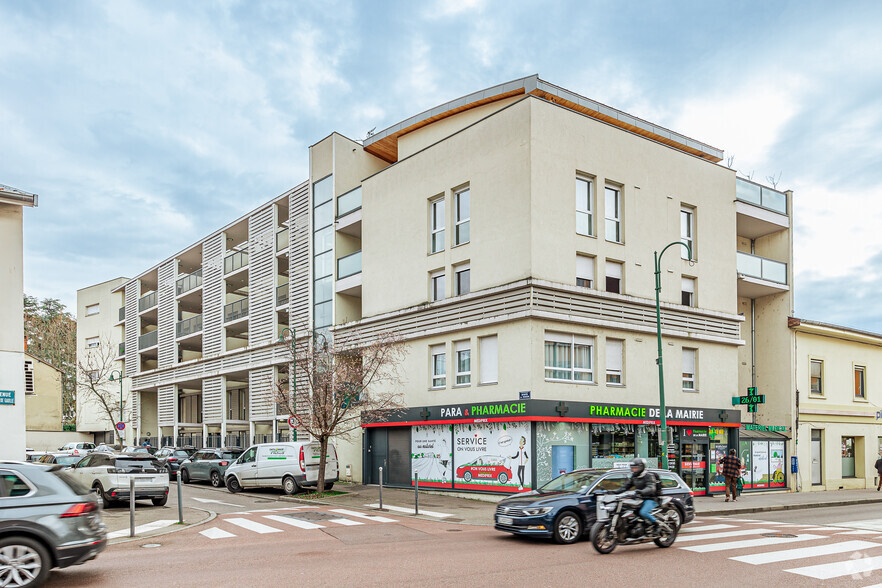 Multifamily in Tassin-la-Demi-Lune for sale - Primary Photo - Image 1 of 2