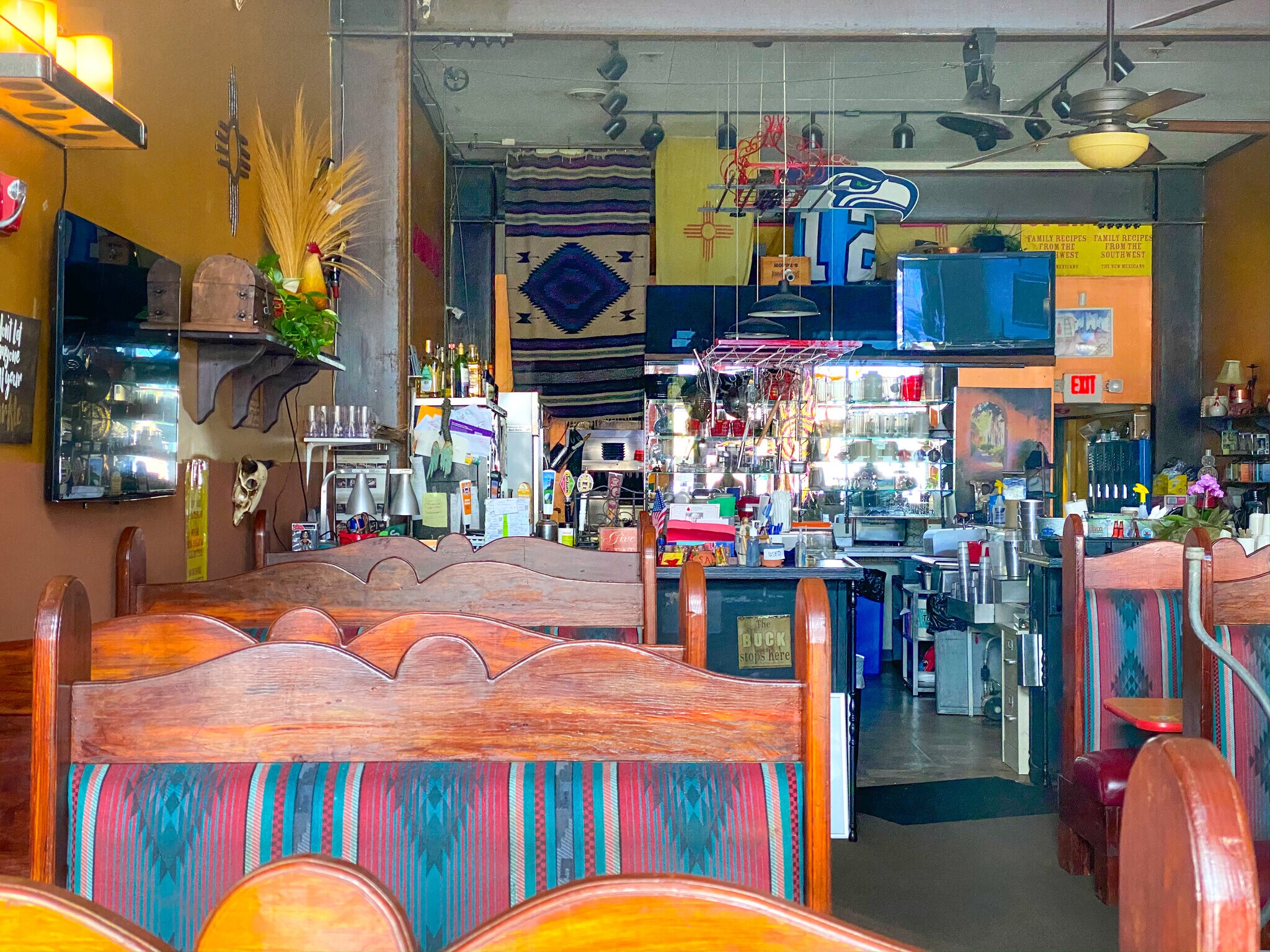 1416 Hewitt Ave, Everett, WA for sale Interior Photo- Image 1 of 1