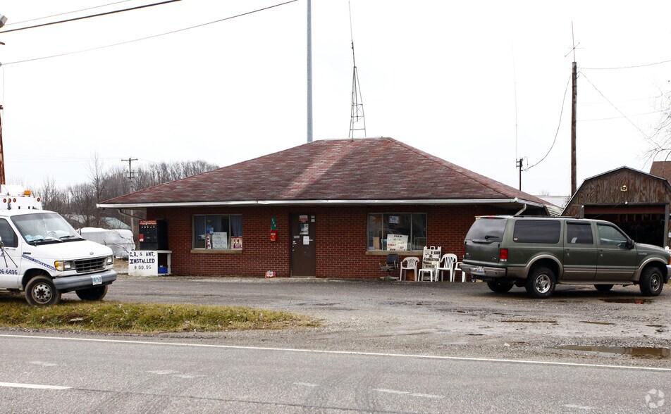 366 Tallmadge Rd, Kent, OH for sale - Primary Photo - Image 1 of 3