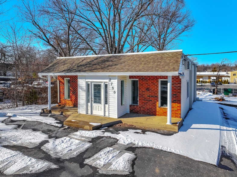 2750 Trenton Rd, Levittown, PA for lease - Building Photo - Image 2 of 10