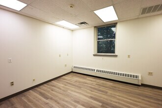 3 3rd St, Bordentown, NJ for lease Interior Photo- Image 2 of 2