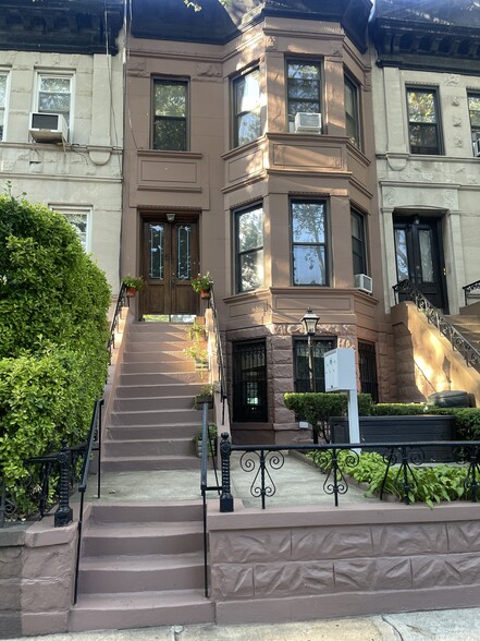 57 Chauncey St, Brooklyn, NY 11233 | LoopNet