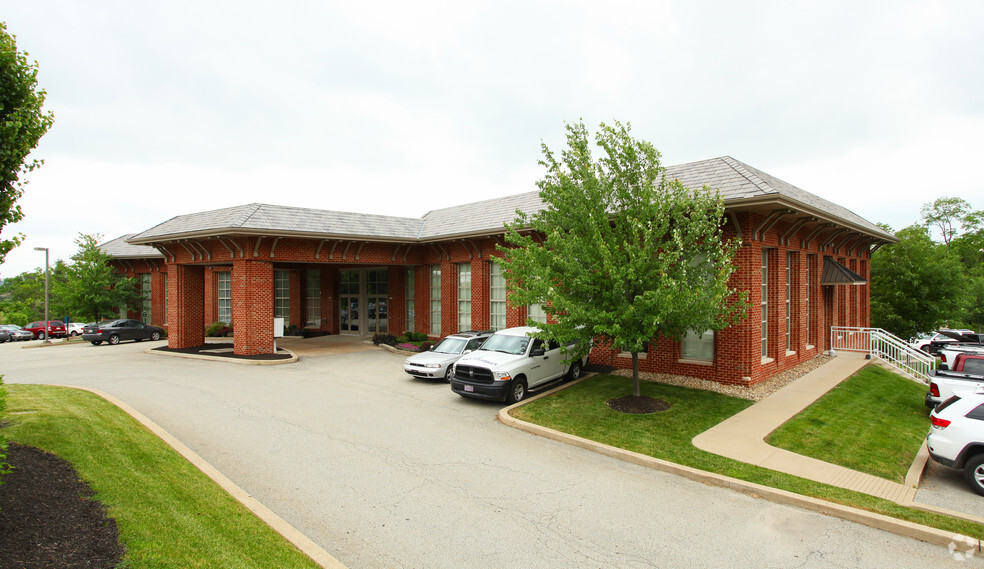 171 Hillpointe Dr, Canonsburg, PA for lease - Building Photo - Image 1 of 7