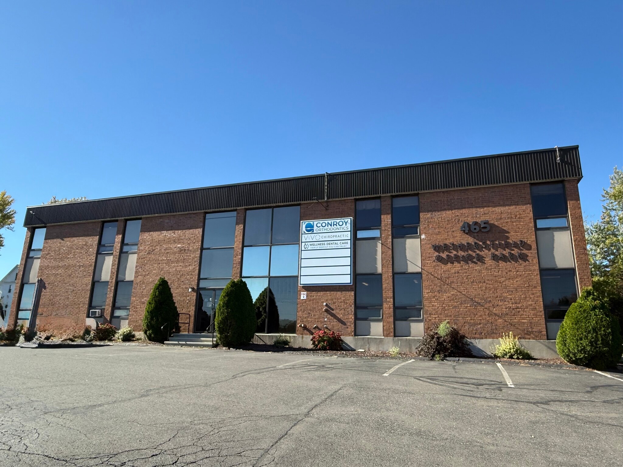 465 Silas Deane Hwy, Wethersfield, CT for lease Interior Photo- Image 1 of 38