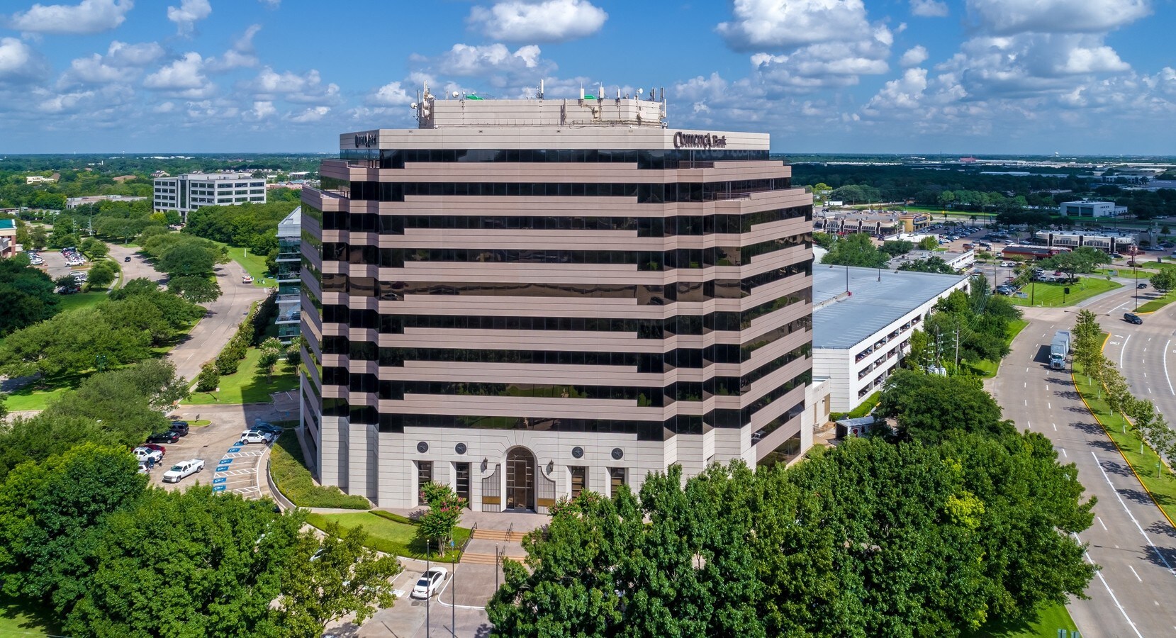 1 Sugar Creek Center Blvd, Sugar Land, TX 77478 - Comerica Office Tower