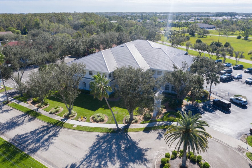 3820 Colonial Blvd, Fort Myers, FL for lease - Building Photo - Image 3 of 33