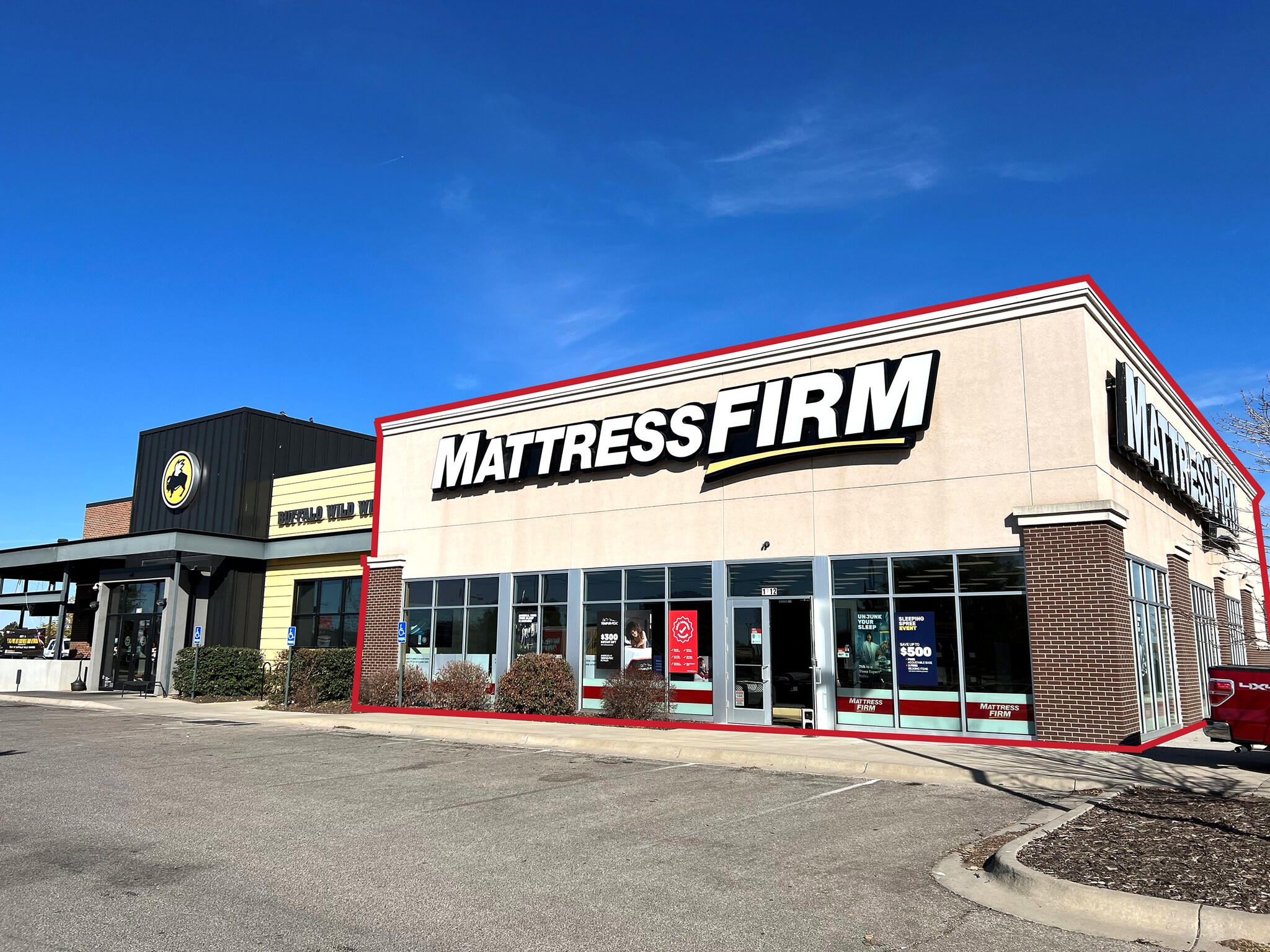 1710-1712 N Waldron St, Hutchinson, KS for sale Building Photo- Image 1 of 1