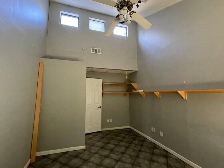 14347 Torrey Chase Blvd, Houston, TX for sale - Interior Photo - Image 2 of 18