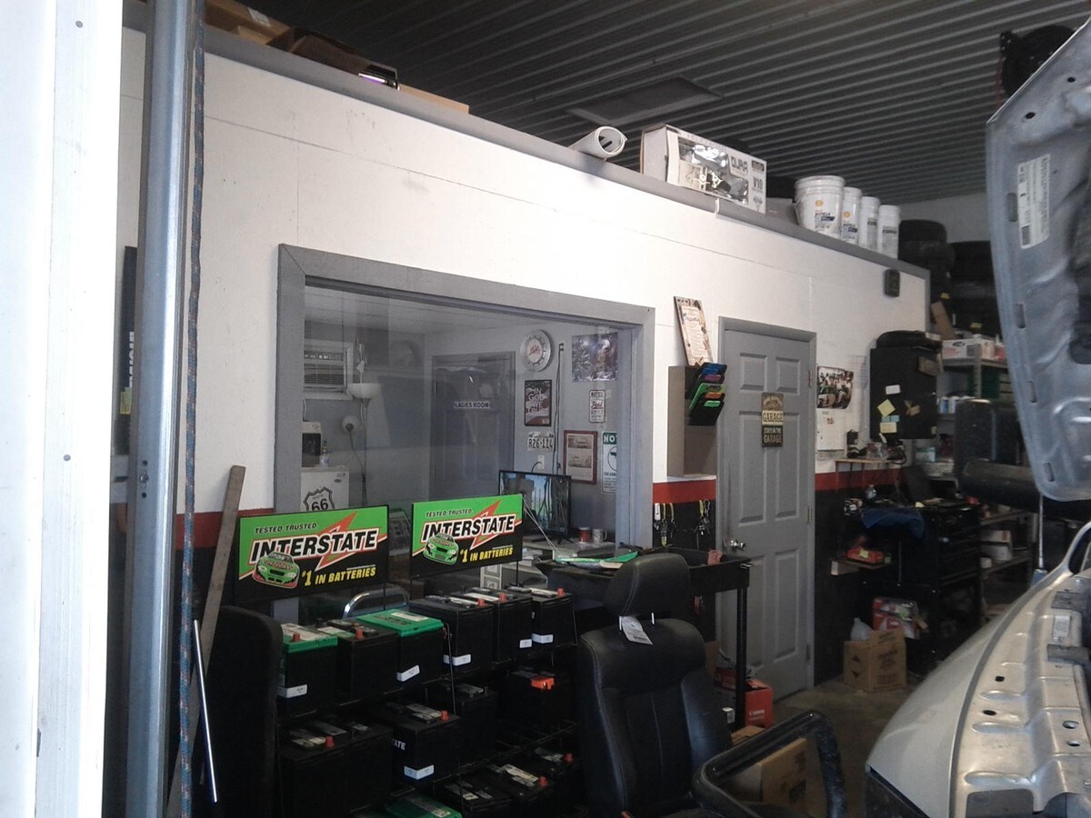 1402 High St, Sarcoxie, MO 64862