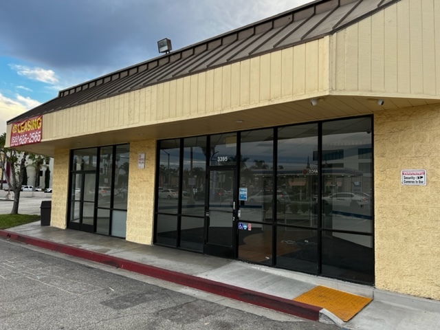 3377-3399 Long Beach Blvd, Long Beach, CA for lease - Building Photo - Image 3 of 14