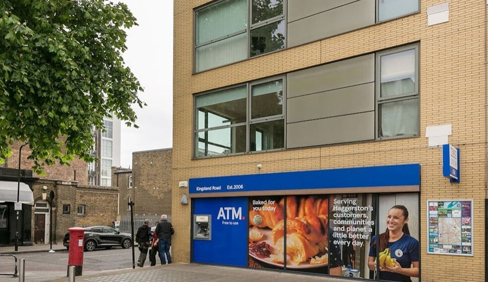 284-288 Kingsland Rd, London for lease - Building Photo - Image 3 of 4