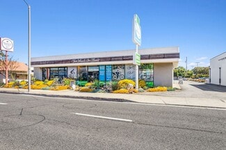 More details for 420 E 17th St, Costa Mesa, CA - Retail for Lease
