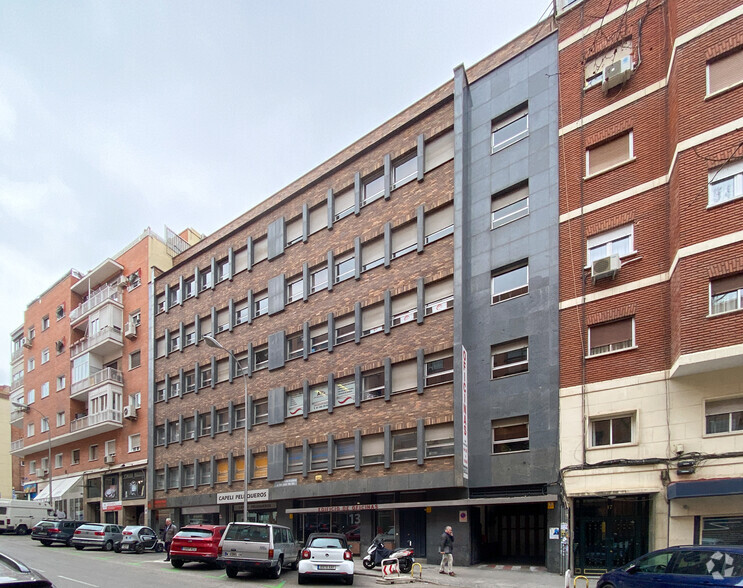 Calle Aviador Zorita, 13, Madrid, Madrid for lease - Building Photo - Image 2 of 6