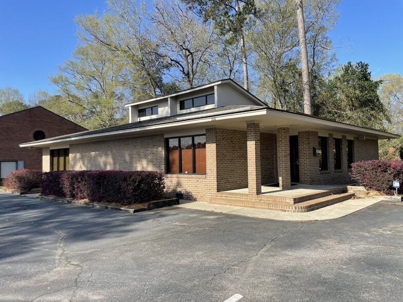 200 Outlet Pointe Blvd, Columbia, SC for lease - Building Photo - Image 1 of 4