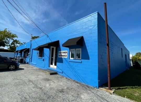 1681 11th St, Sarasota, FL for lease Building Photo- Image 1 of 27