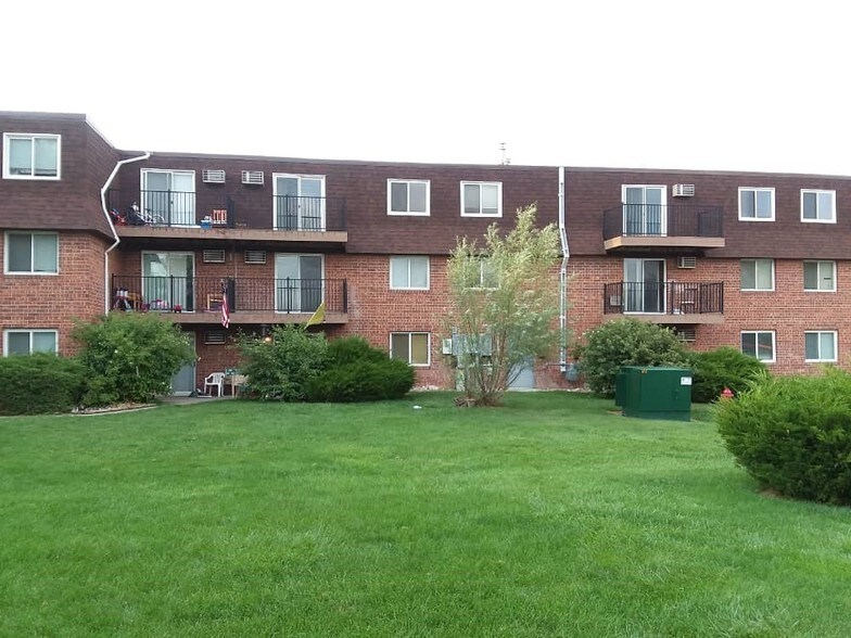 1680-1720 W Warlow Dr, Gillette, WY for sale - Building Photo - Image 1 of 1