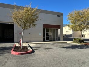 41519 Cherry St, Murrieta, CA for lease Building Photo- Image 1 of 4
