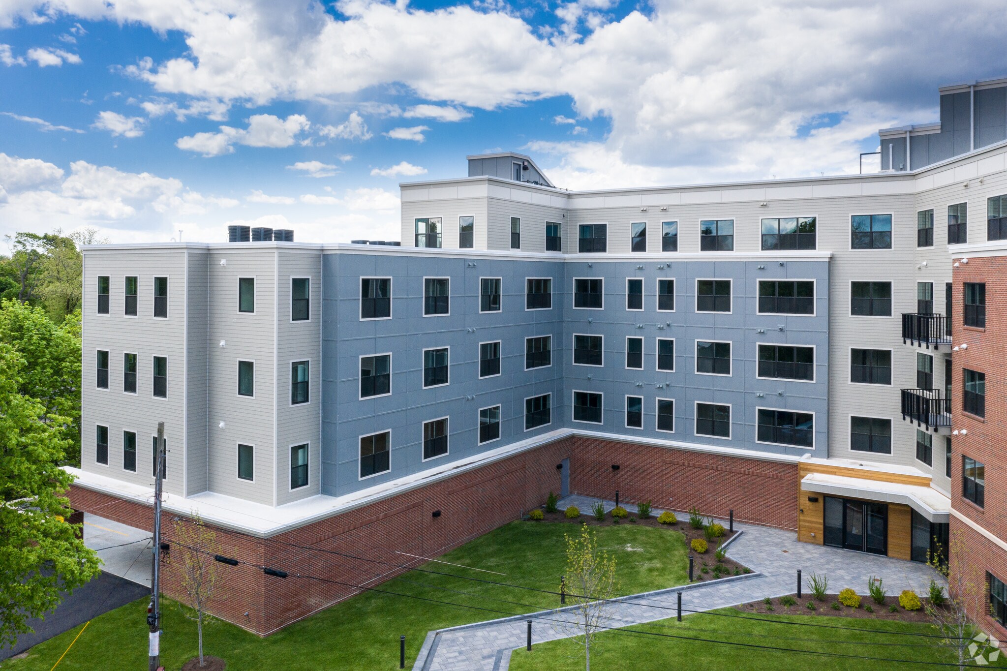 2331 Bridge St, Quincy, MA 02169 Hillside Residences