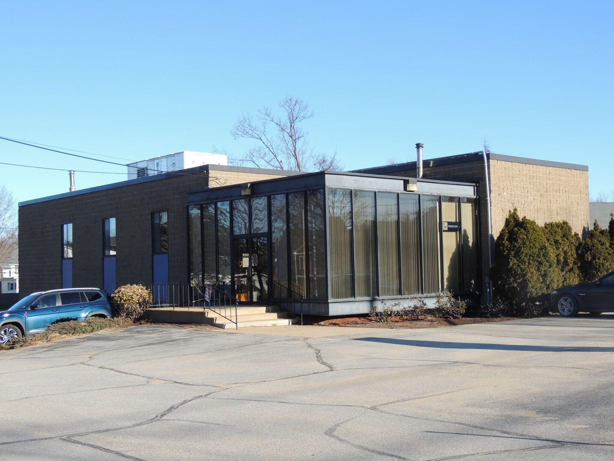 208 Union Ave, Laconia, NH 03246