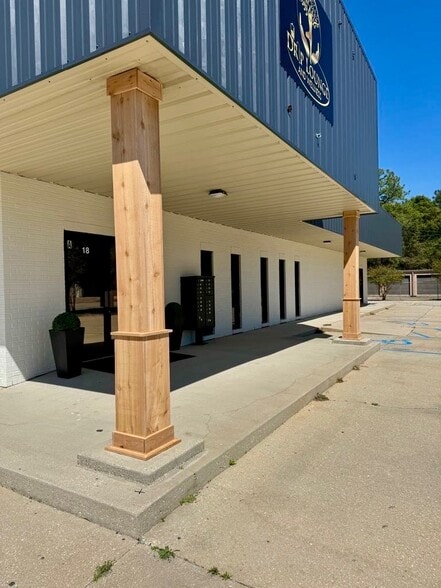 18 C.M. Rambo Dr, Saraland, AL for lease - Building Photo - Image 3 of 14