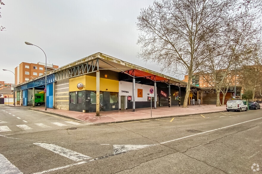 Paseo Val, 16, Alcalá de Henares, Madrid for sale - Building Photo - Image 1 of 1