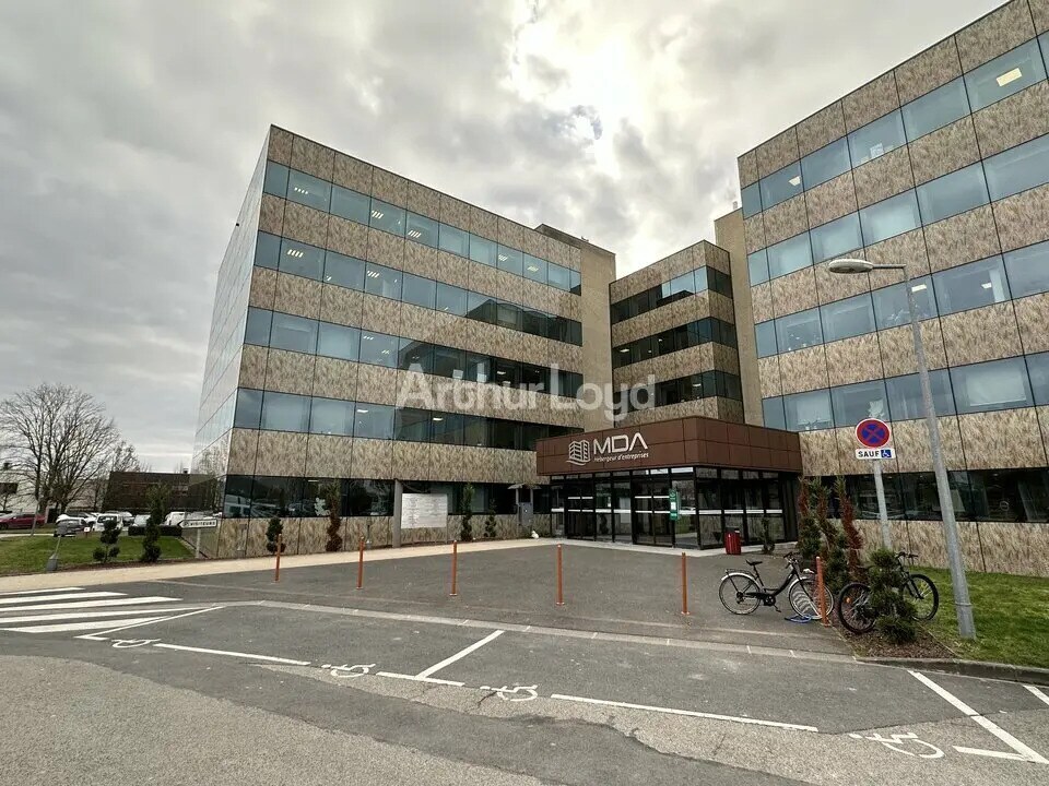 Office in Reims for lease Building Photo- Image 1 of 8
