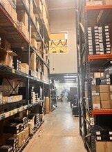 3701 W Burnham St, West Milwaukee, WI for lease Interior Photo- Image 2 of 6