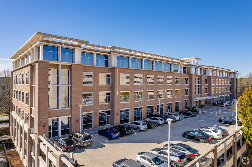 5445 Meridian Mark Rd, Atlanta, GA for sale - Primary Photo - Image 1 of 1