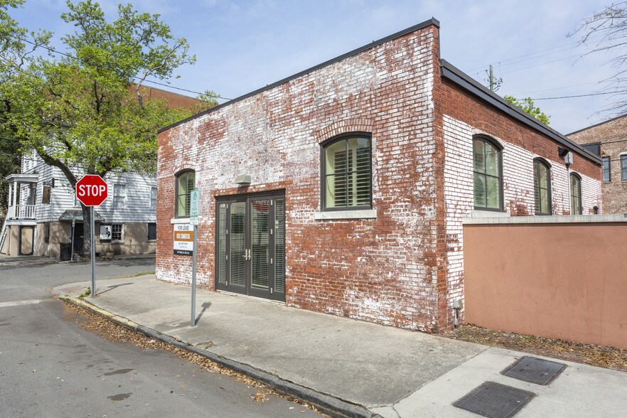 304 E Bryan St, Savannah, GA for sale - Primary Photo - Image 1 of 1