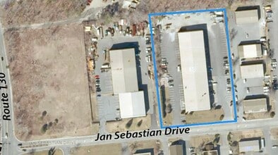 7 Jan Sebastian Dr, Sandwich, MA for lease Interior Photo- Image 1 of 4