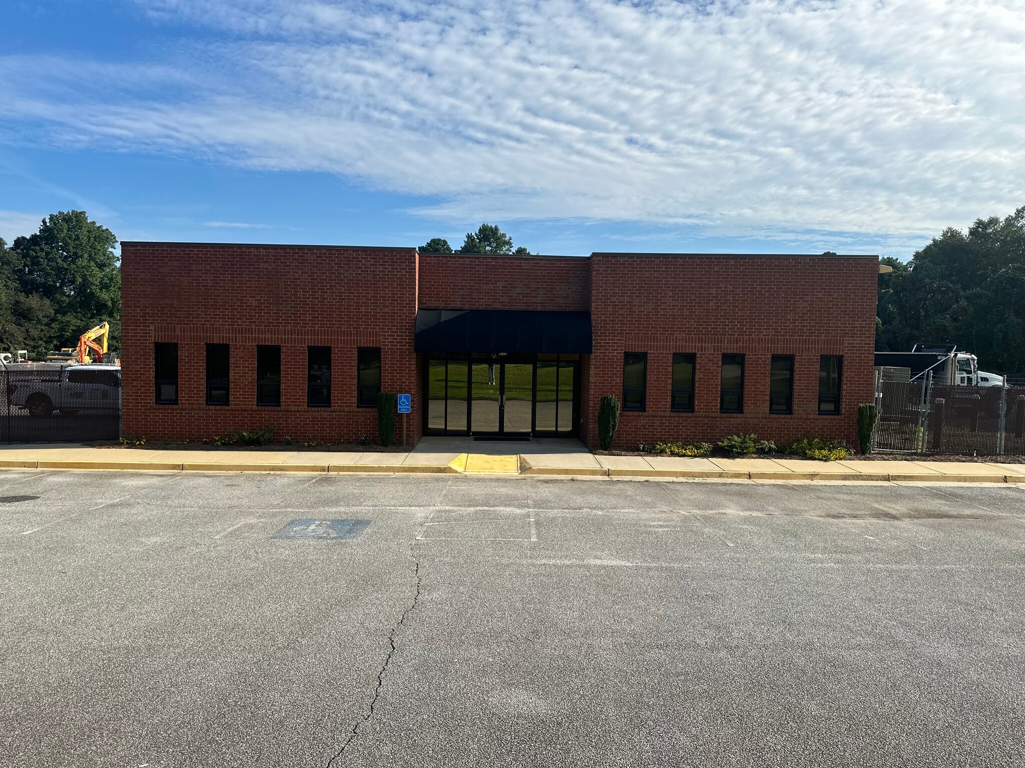 515 Nine North Ct, Alpharetta, GA for lease Building Photo- Image 1 of 19