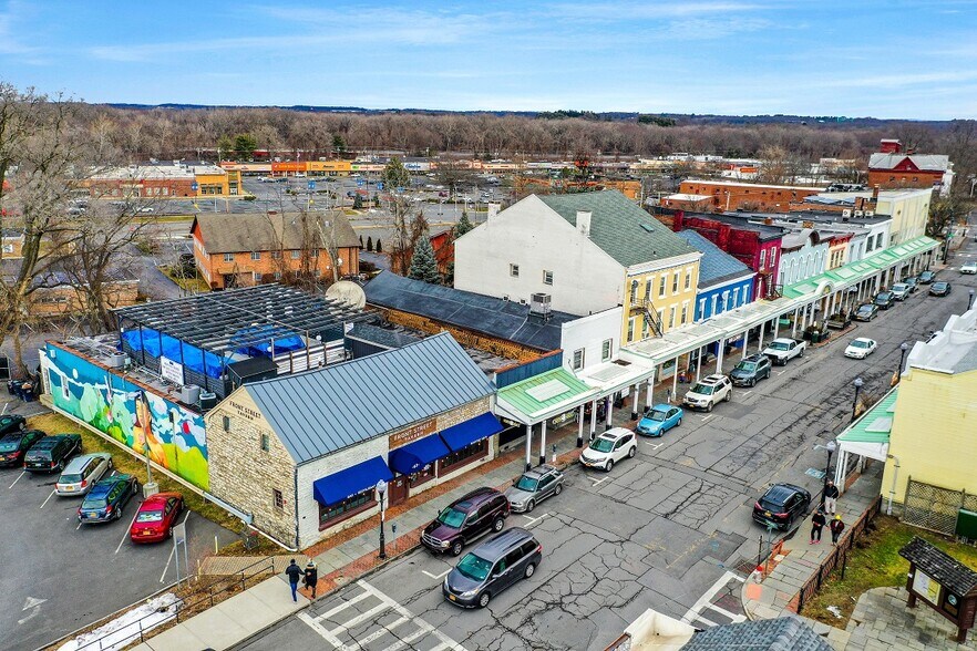63 N Front St, Kingston, NY for sale - Building Photo - Image 2 of 29