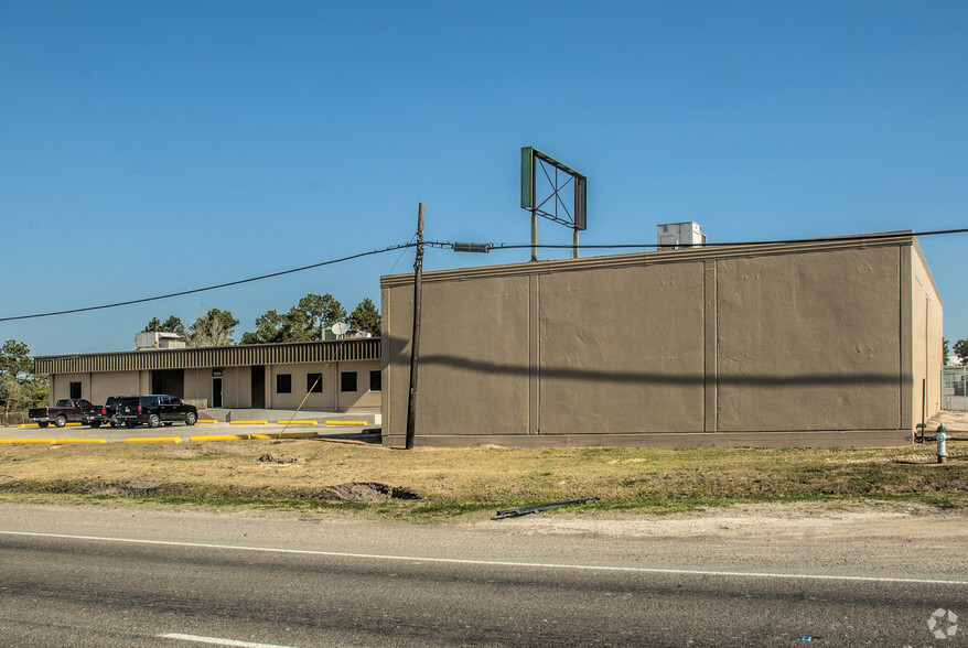 6315 Highway 347, Beaumont, TX for lease - Building Photo - Image 2 of 10