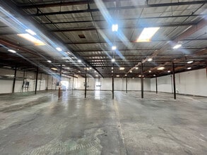 6909 E Washington Blvd, Montebello, CA for lease Interior Photo- Image 2 of 6