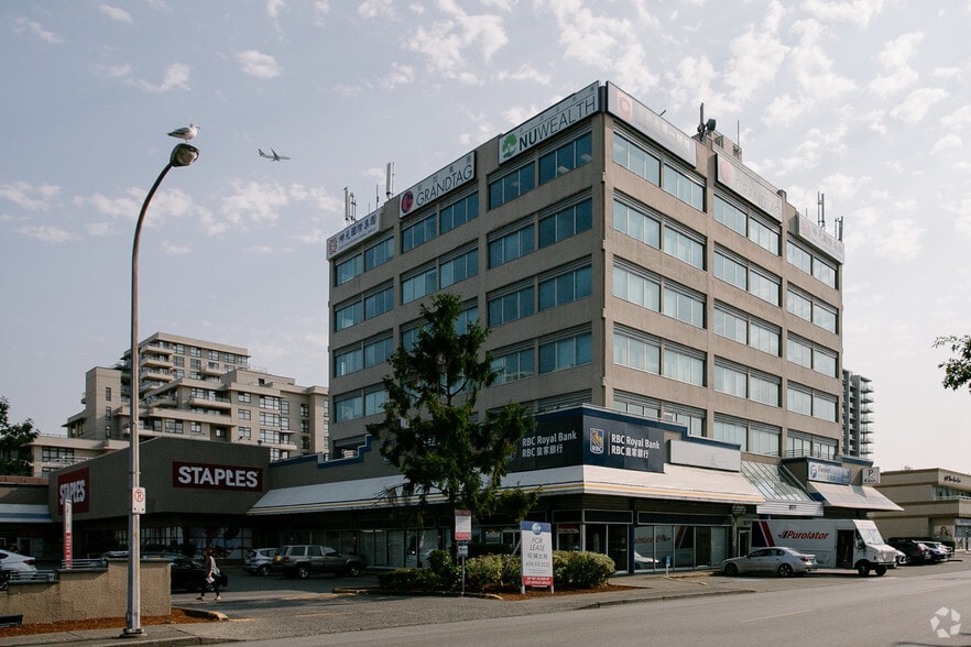 8111-8211 Akroyd Rd, Richmond, BC for lease - Building Photo - Image 2 of 16