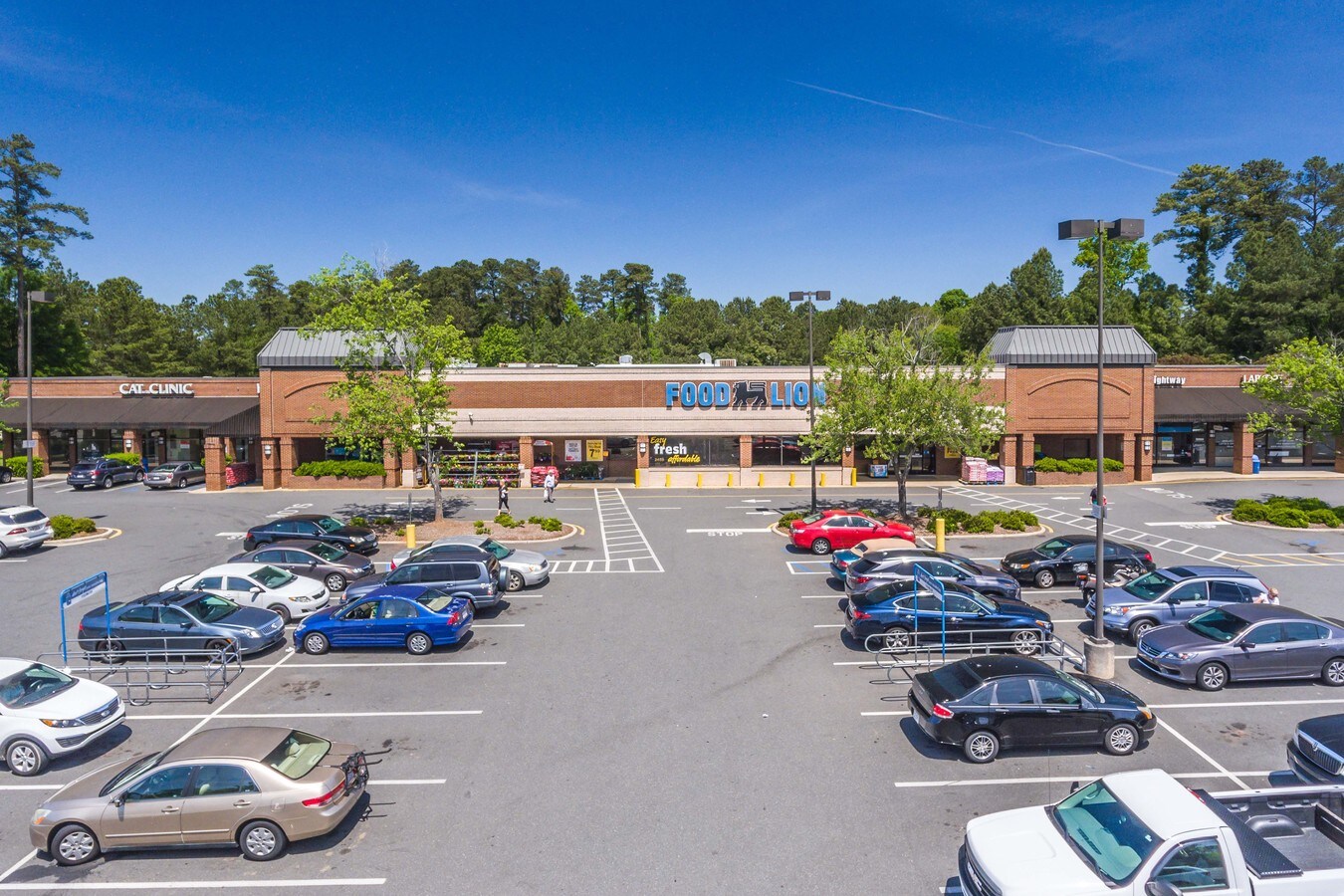 24202458 SW Cary Pky, Cary, NC 27513 Parkway Point Shopping Center