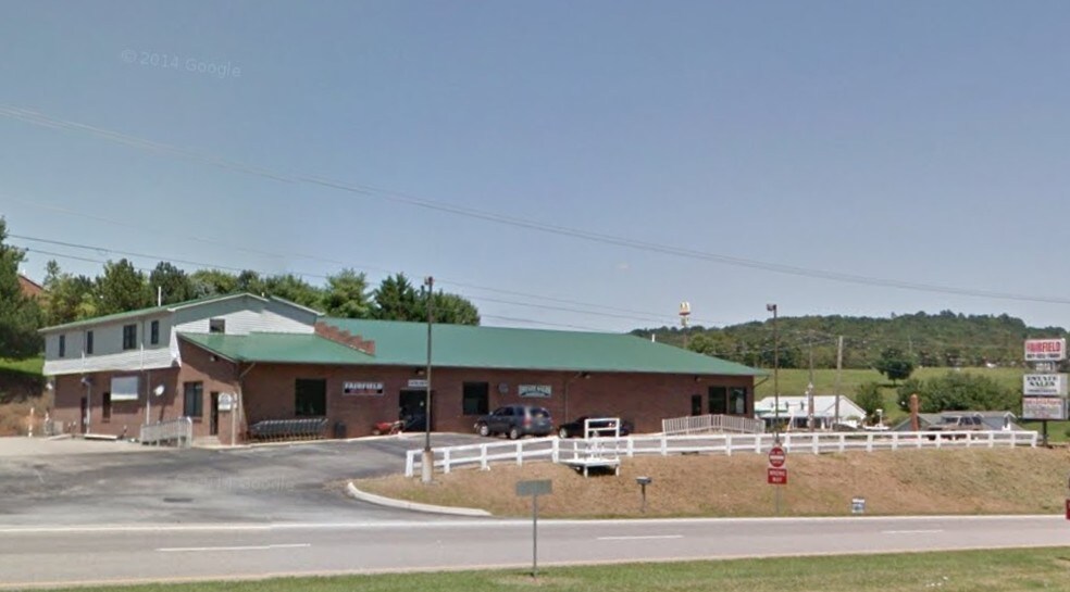 5731 N Lee Hwy, Fairfield, VA for sale - Primary Photo - Image 1 of 1