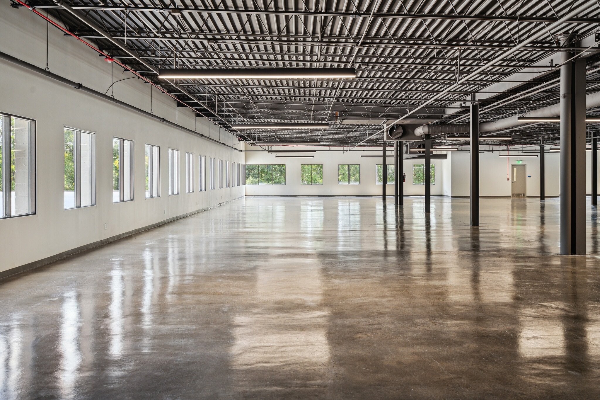 Port 26 | 2155 Eagle Drive, North Charleston, SC for lease Building Photo- Image 1 of 4