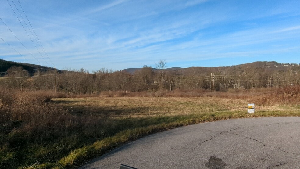 Lot 13 University View, Mansfield, PA for sale - Building Photo - Image 1 of 5