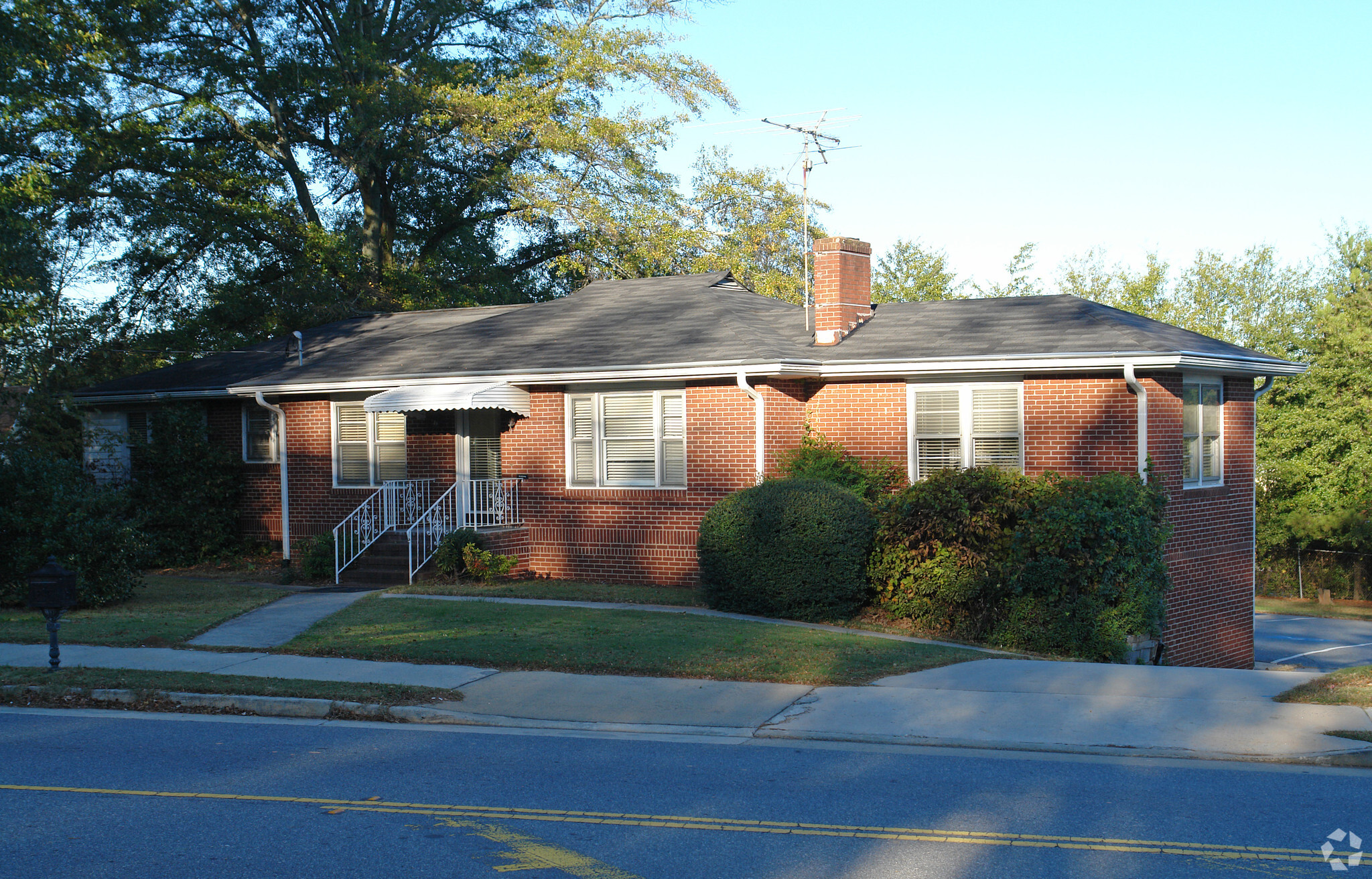 55 Roswell St, Alpharetta, GA for sale Primary Photo- Image 1 of 1