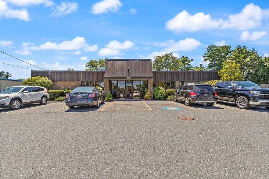 191 S Main St, Middleton, MA for lease - Building Photo - Image 2 of 8