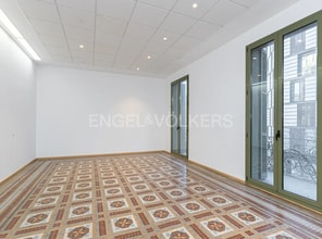 Office in Barcelona, Barcelona for lease Interior Photo- Image 2 of 28