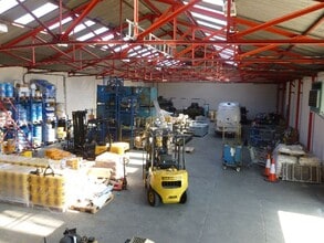Yeo St, London for lease Interior Photo- Image 1 of 1