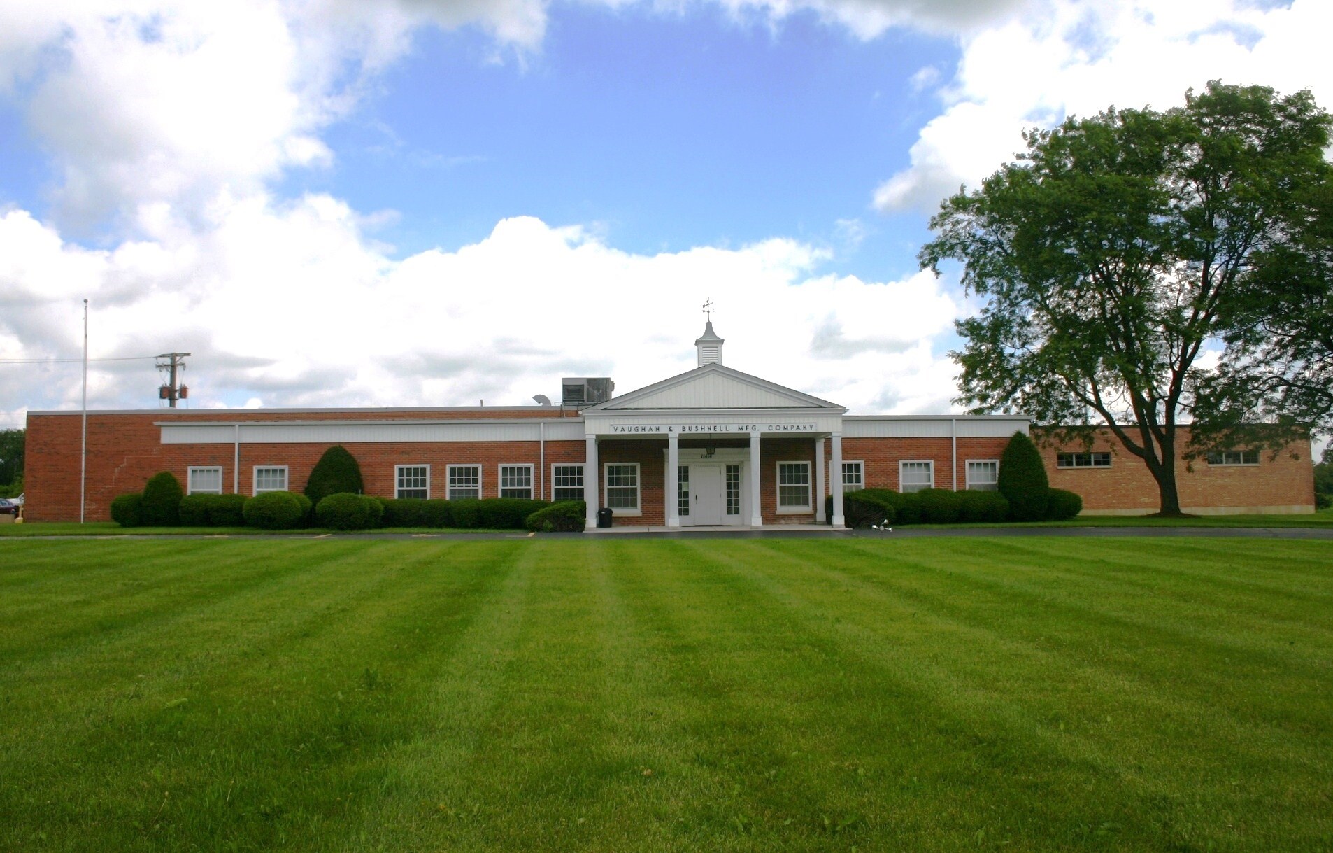 11414 Maple St, Hebron, IL for sale Building Photo- Image 1 of 1