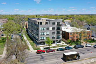 401 University Ave SE, Minneapolis, MN - AERIAL  map view