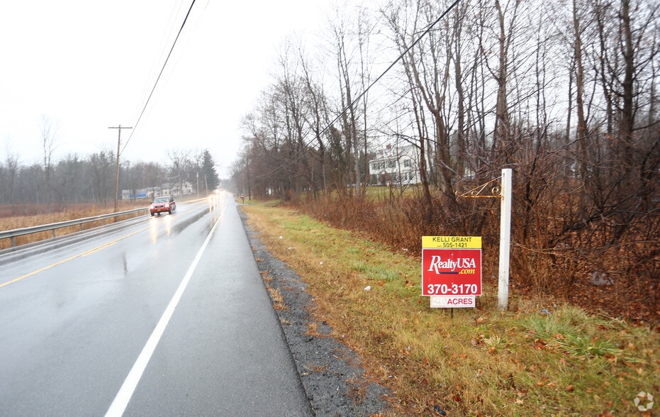 1038 Saratoga Rd, Ballston Lake, NY for sale - Primary Photo - Image 1 of 1