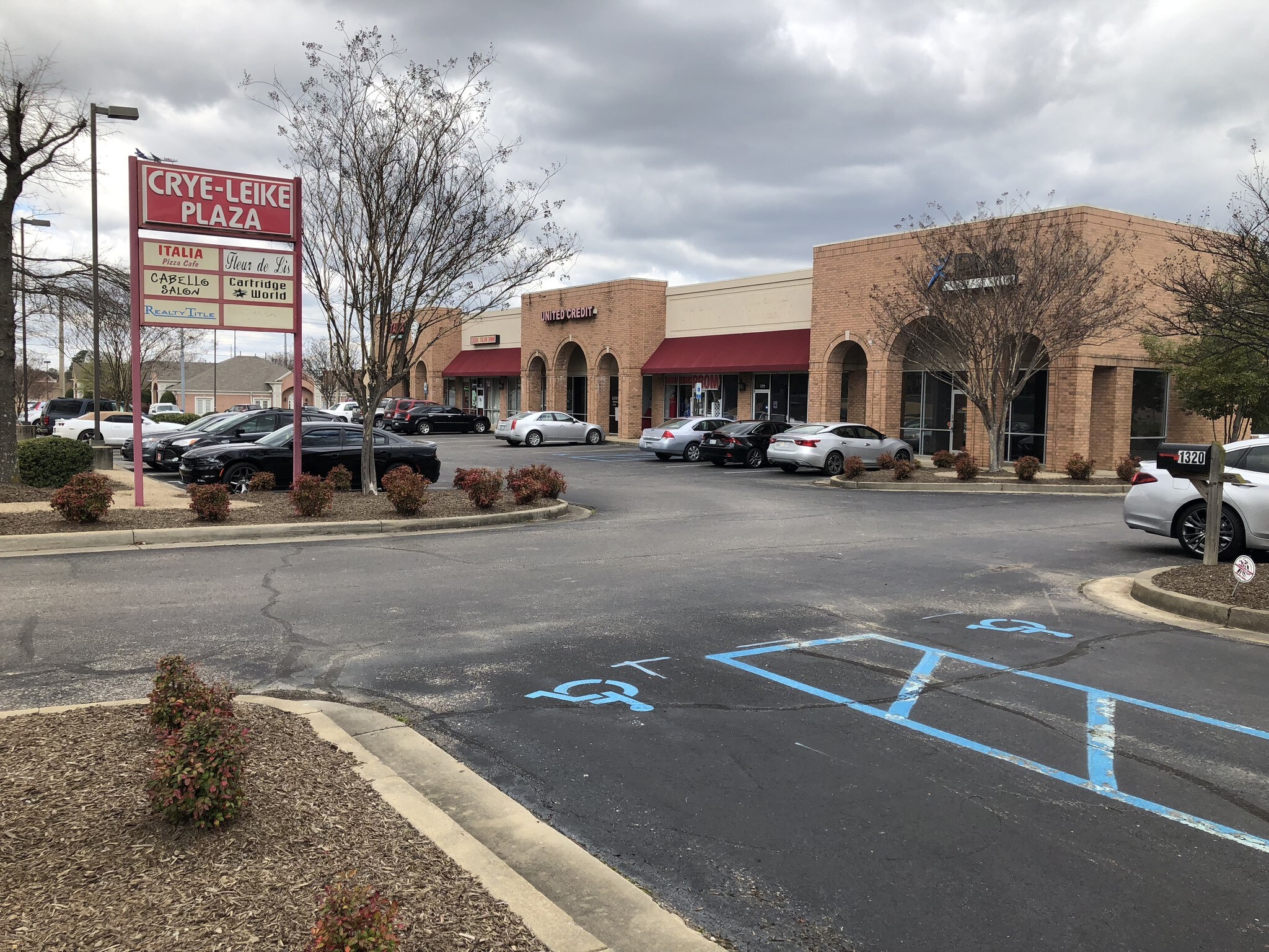1306 Goodman Rd E, Southaven, MS 38671 Retail Space for Lease