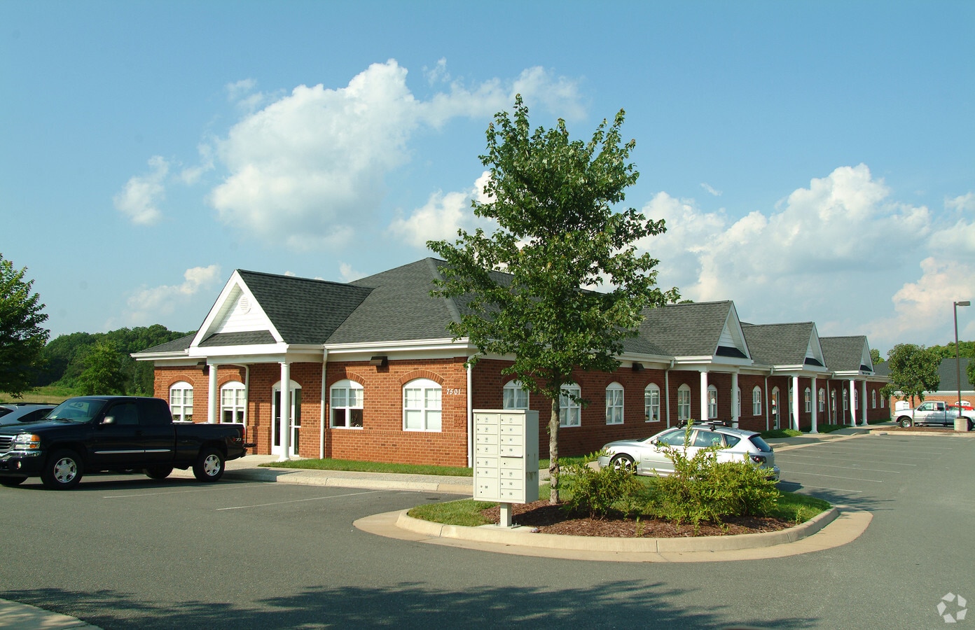 7501 Right Flank Rd, Mechanicsville, VA 23116 Office for Sale