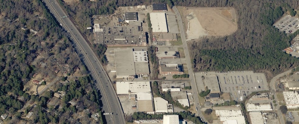 120 Hollow Tree Ln SW, Atlanta, GA for sale - Primary Photo - Image 1 of 1